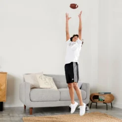 ADIDAS GYMSHORT VOOR JONGENS AEROREADY DRIE STREPEN ZWART -Mode Geest Verkoop gymshort voor jongens aeroready drie strepen zwart 9