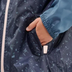 Quechua Waterdichte Trekkingjas Voor Kinderen MH150 Met Tribalprint 2 Tot 6 Jaar -Mode Geest Verkoop regenjas voor wandelen mh150 kinderen 2 6 jaar 7