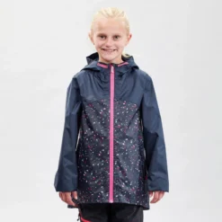 Quechua Regenjack Hike 150 Voor Meisjes Grijs Met Tribalopdruk -Mode Geest Verkoop regenjas voor wandelen mh150 marineblauw kinderen 7 15 jaar 2