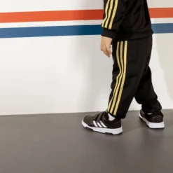 ADIDAS Sneakers Met Klittenband Voor Peuters Tensaur Zwart Wit -Mode Geest Verkoop sneakers met klittenband voor peuters tensaur zwart wit 11