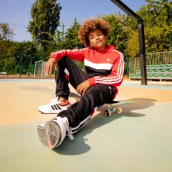 ADIDAS Sneakers Voor Kinderen HOOPS Wit Rood -Mode Geest Verkoop sneakers voor kinderen hoops wit rood 11