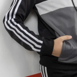 ADIDAS Trainingspak Voor Kinderen Colorblock Zwart -Mode Geest Verkoop trainingspak voor kinderen colorblock zwart 10
