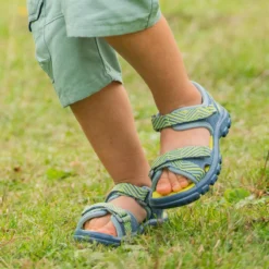 Quechua Wandelsandalen Voor Kinderen MH100 KD -Mode Geest Verkoop wandelsandalen voor kinderen mh100 maat 24 tot 31 blauwgeel 8